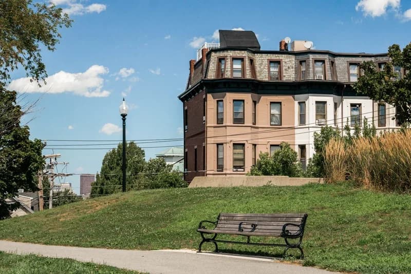 Living in Roxbury: The Essential Guide for Young Professionals (Homes, Hotspots & Commutes)