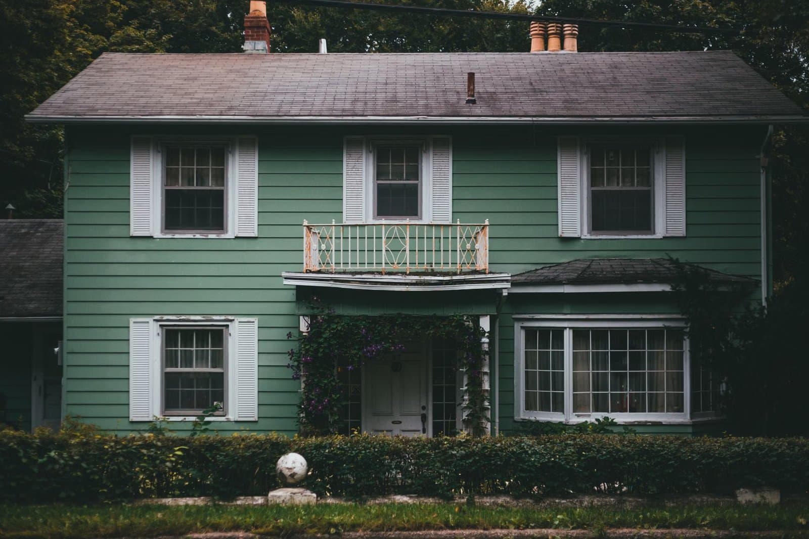 Why a Cambridge Duplex Can Beat a Condo